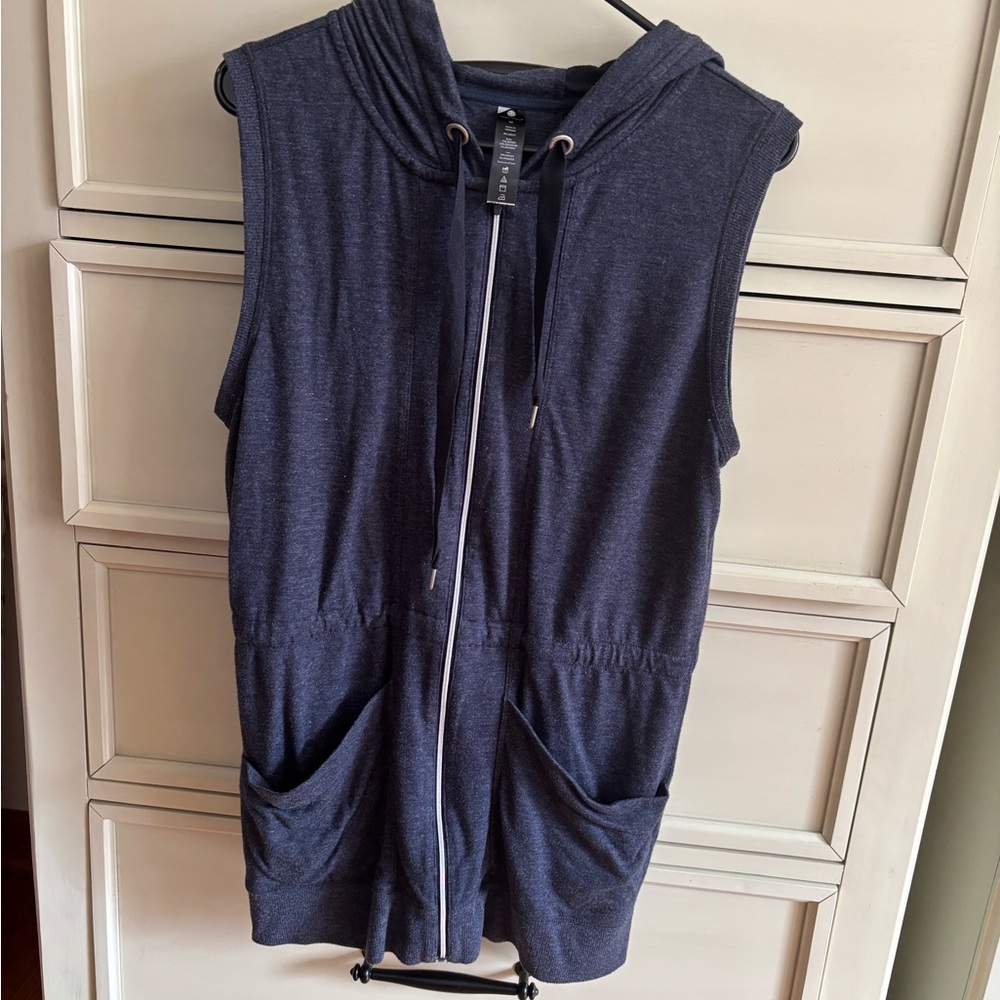 Sleeveless Navy Hooded Vest